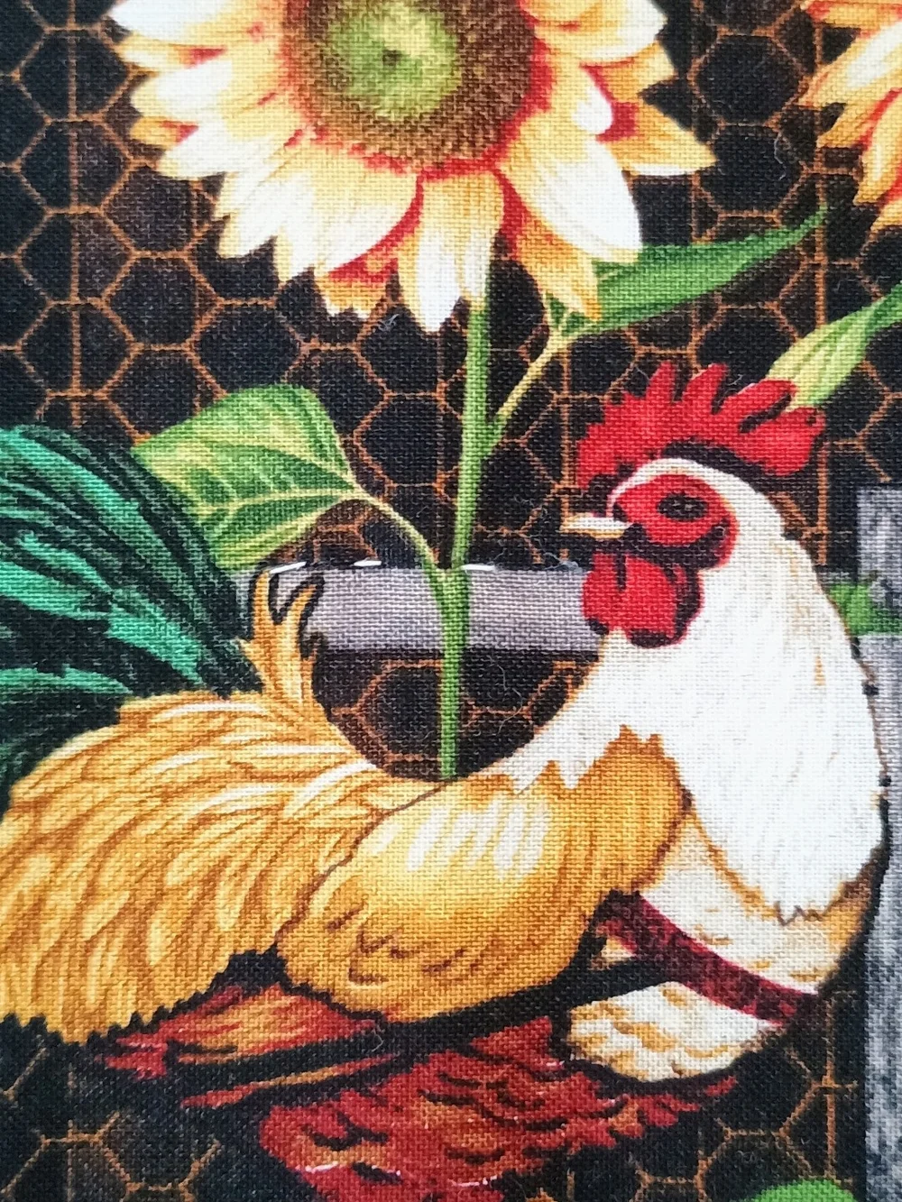Farmhouse Rooster & Sunflower Table Runner - Red Border